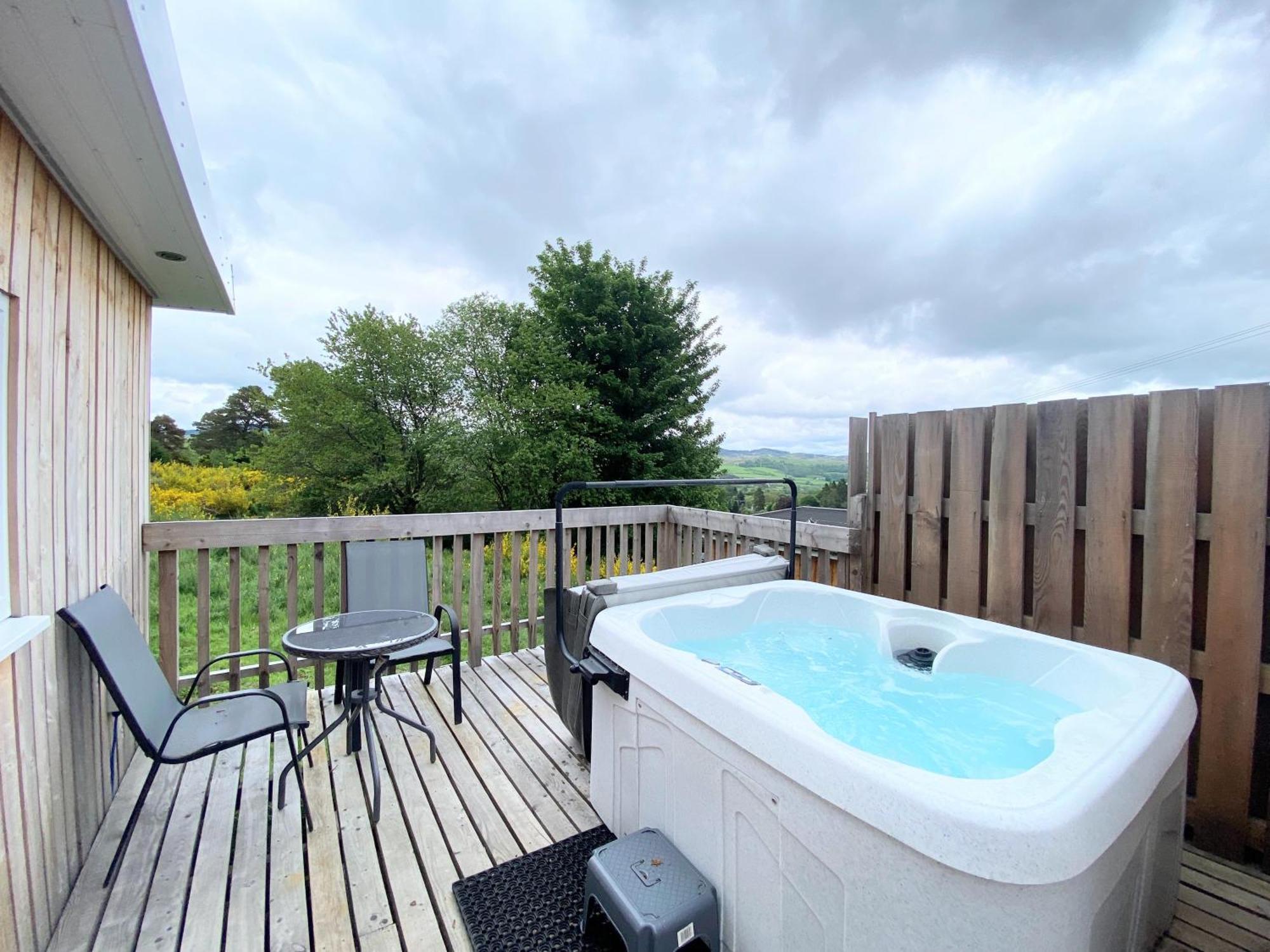 Kaoglen Lodge - Fawn Pod - Hot Tub - Dogs - Pitlochry - Luxury Blairgowrie and Rattray Dış mekan fotoğraf